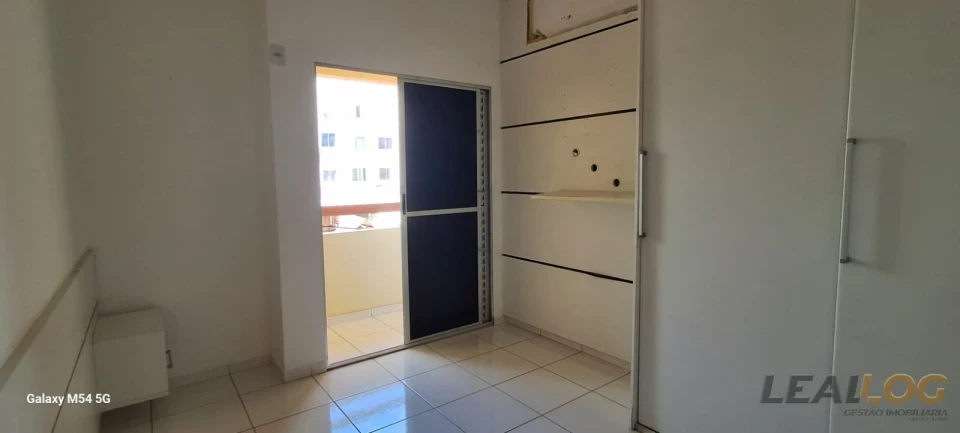 Imagens do imóveis ALUGO - Casa sobrado no Condominio Olinda - Cuiabá - MT