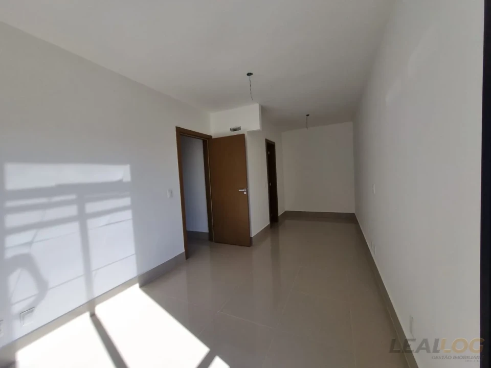 Imagens do imóveis ALUGO - Casa  sobrado Condomínio fechado  PLENO em Cuiabá - MT