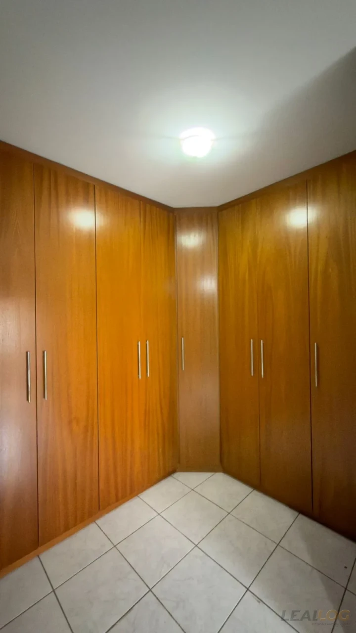 Casa a venda em condomínio!