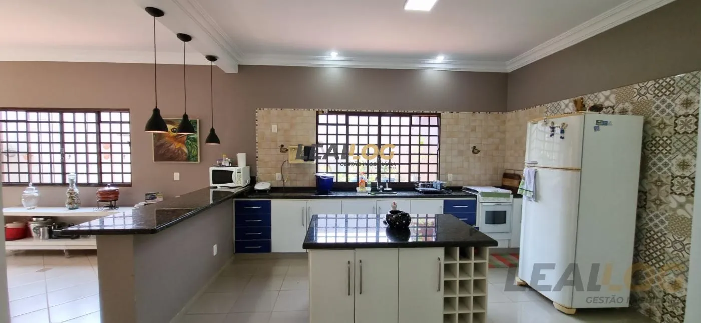 Casa para Venda em Chapada dos Guimarães / MT no bairro Miraflores