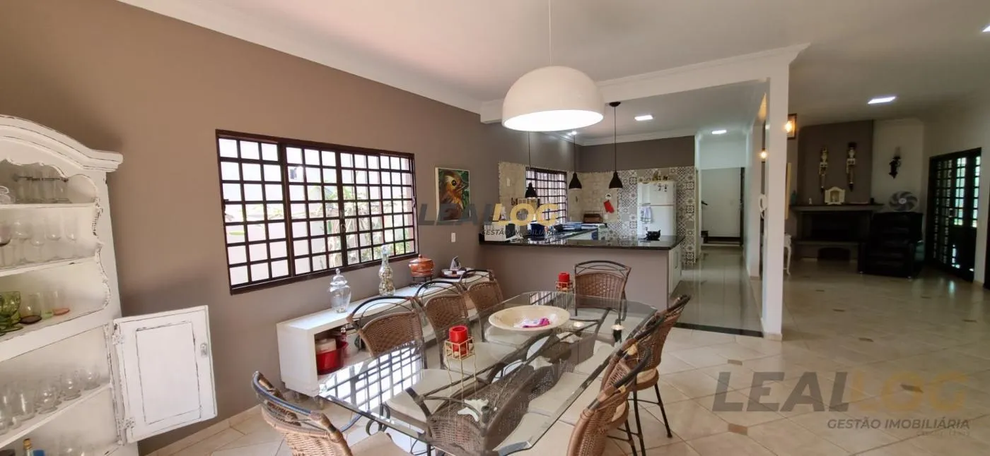 Casa para Venda em Chapada dos Guimarães / MT no bairro Miraflores