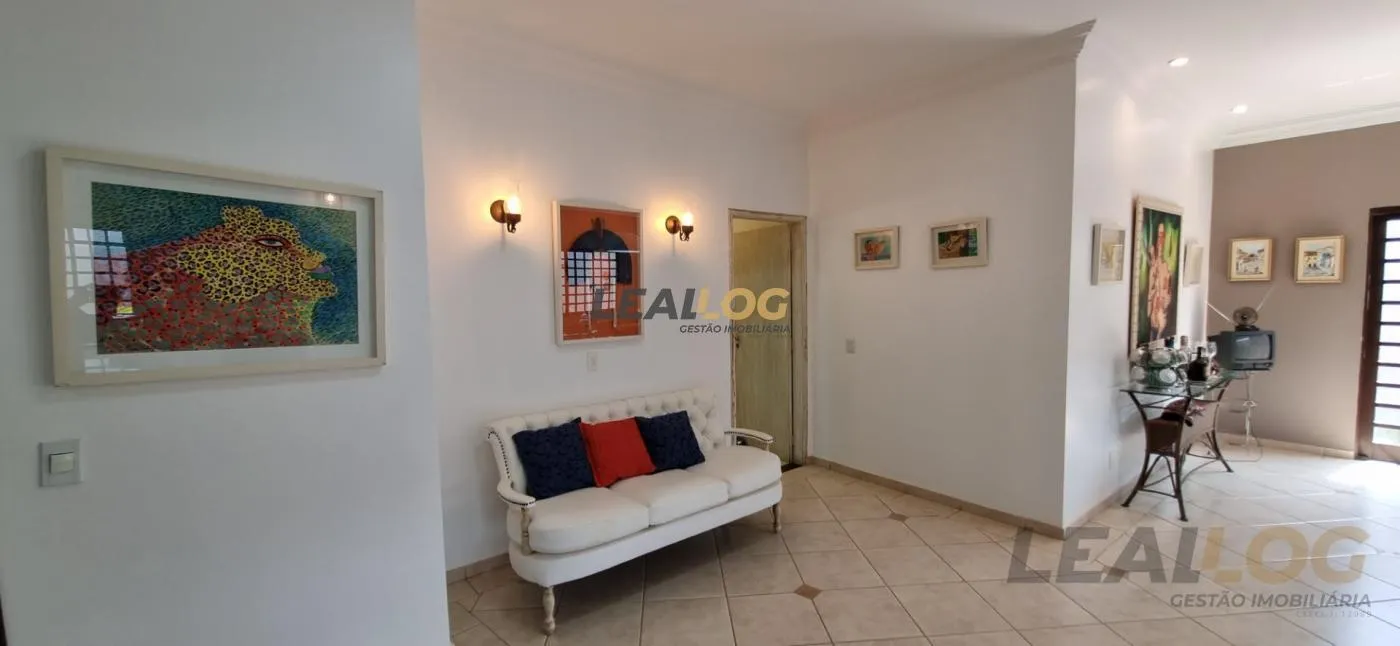 Casa para Venda em Chapada dos Guimarães / MT no bairro Miraflores