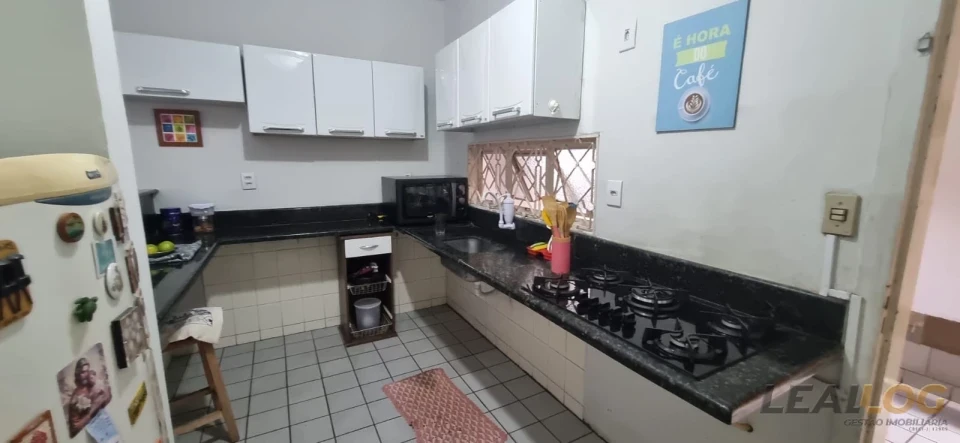 Imagens do imóveis VENDO - Casa no Flamboyant/ próximo ao shopping Estação/ Cuiabá - MT