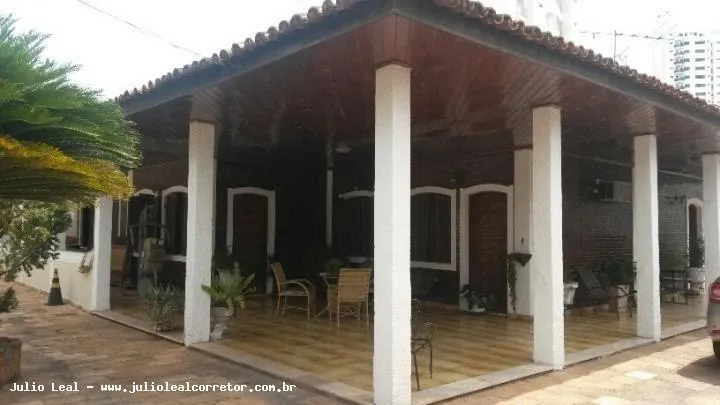 Casa para Venda em Cuiabá / MT no bairro Goiabeiras