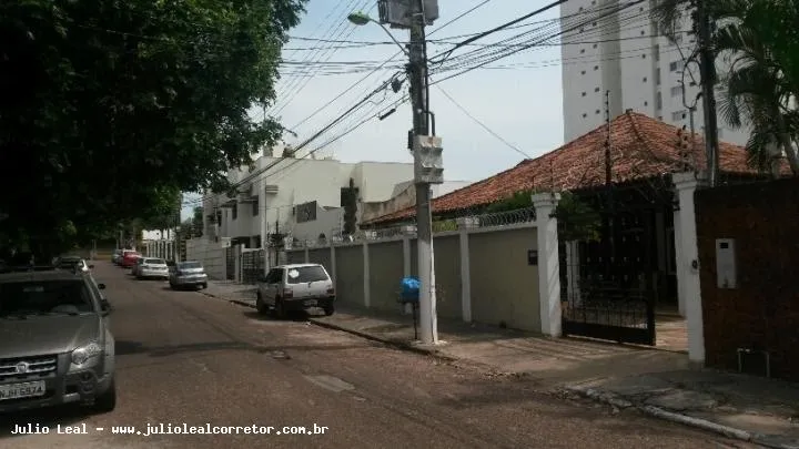 Casa para Venda em Cuiabá / MT no bairro Goiabeiras