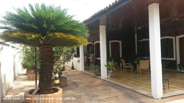 Casa para Venda em Cuiabá / MT no bairro Goiabeiras