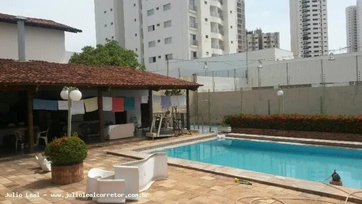 Casa para Venda em Cuiabá / MT no bairro Goiabeiras