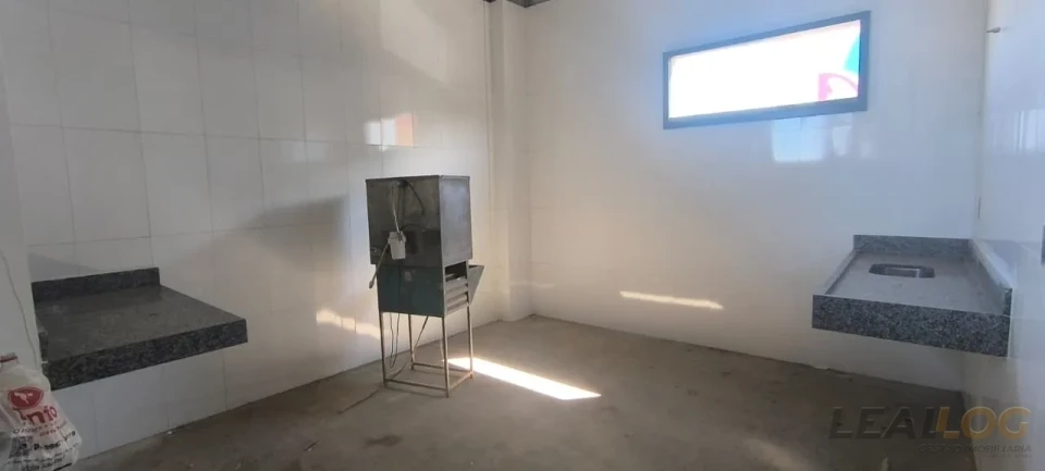 Imagens do imóveis Alugo Armazém de 1600m² em Sinop/MT – Localização Estratégica