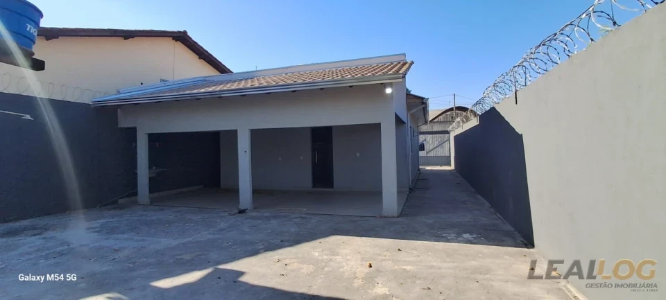 Imagens do imóveis VENDO - CASA NO BAIRRO NOSSA SENHORA APARECIDA - CUIABÁ - MT