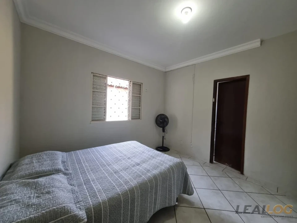 Imagens do imóveis VENDO - Casa no Flamboyant/ próximo ao shopping Estação/ Cuiabá - MT