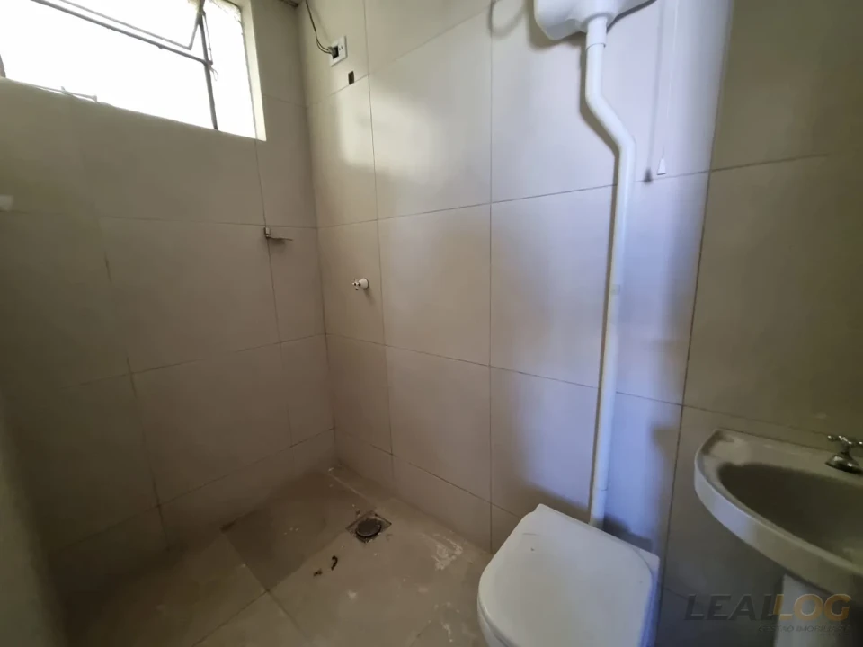 Imagens do imóveis VENDO - Apartamento no Ed. Diana o bairro Cophamil em Cuiabá - MT