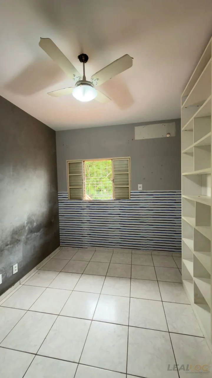 Casa a venda em condomínio!
