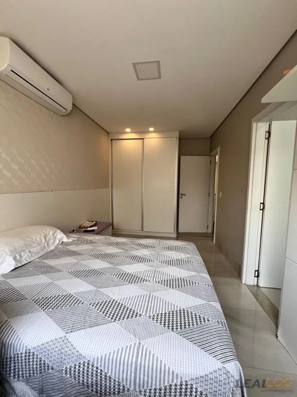 Imagens do imóveis Vendo Casa de alto Padrão no Alphaville 2 em Cuiabá MT