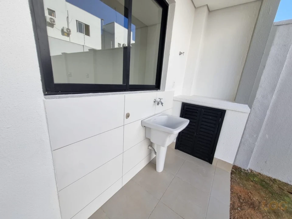 Imagens do imóveis ALUGO - Casa  sobrado Condomínio fechado  PLENO em Cuiabá - MT