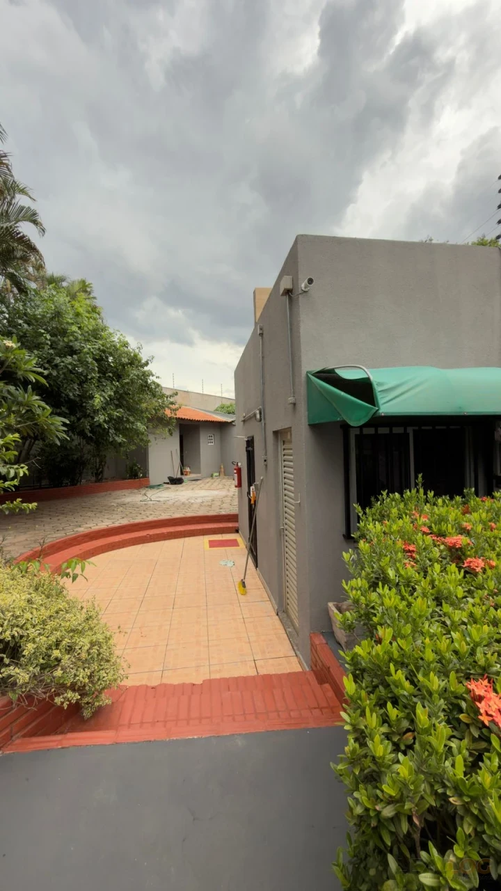Casa a venda em condomínio!