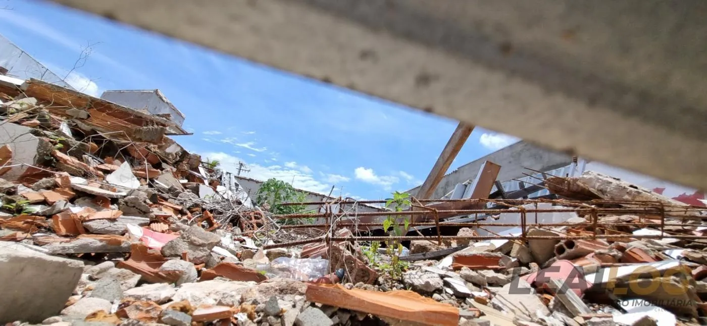 Terreno Comercial para Venda em Cuiabá / MT no bairro Cpa 2