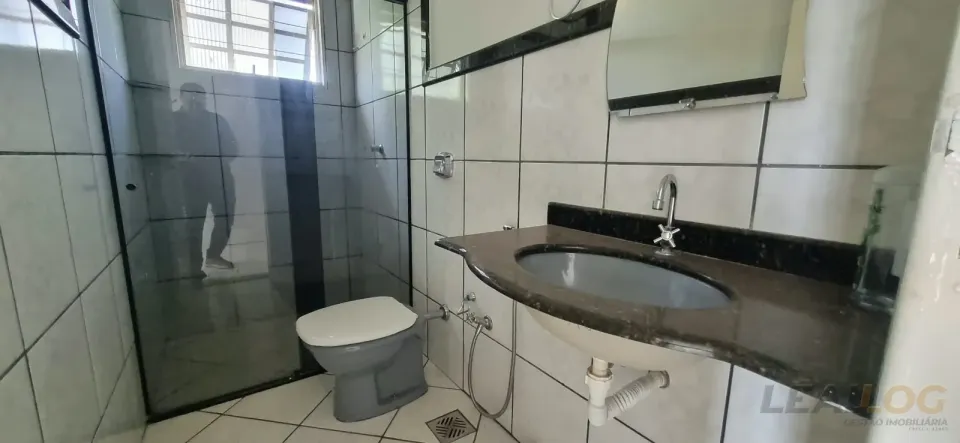 Imagens do imóveis Casa a venda Sobrado no  bairro Jardim Califórnia em Cuiabá MT