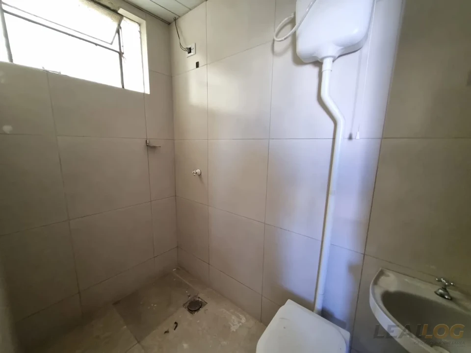 Imagens do imóveis VENDO - Apartamento no Ed. Diana o bairro Cophamil em Cuiabá - MT
