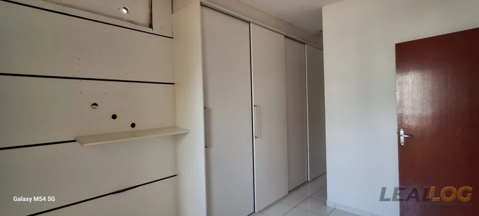 Imagens do imóveis ALUGO - Casa sobrado no Condominio Olinda - Cuiabá - MT