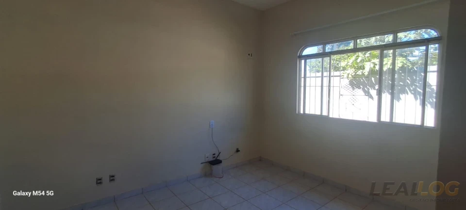 Imagens do imóveis ALUGO - Casa no bairro Parque Atalaia em Cuiabá - MT