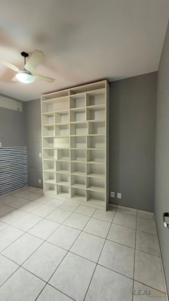 Casa a venda em condomínio!