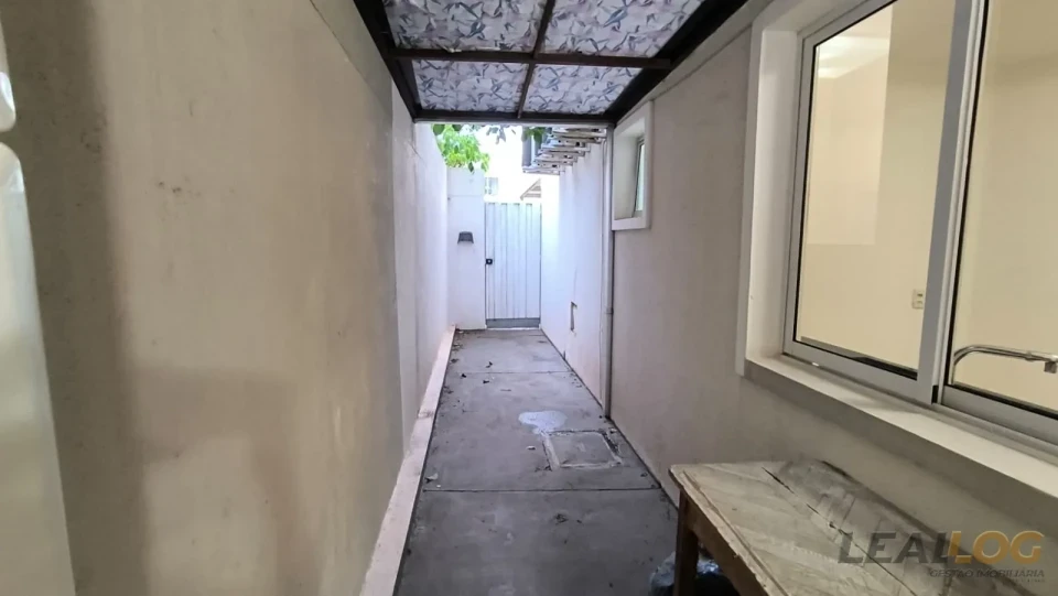 Imagens do imóveis ALUGO - CASA SOBRADO CONDOMÍNIO SOLAR DAS TORRES - CUIABÁ - MT