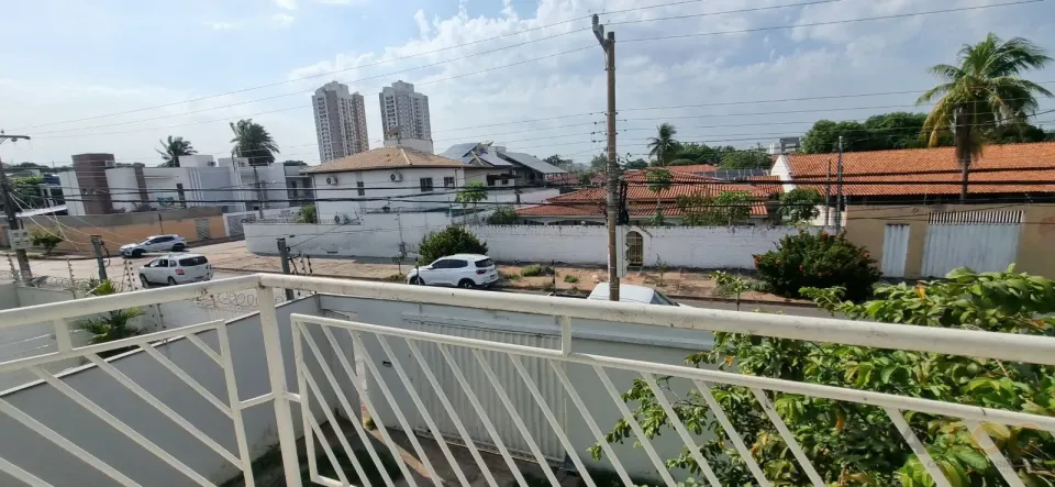 Imagens do imóveis Casa a venda Sobrado no  bairro Jardim Califórnia em Cuiabá MT