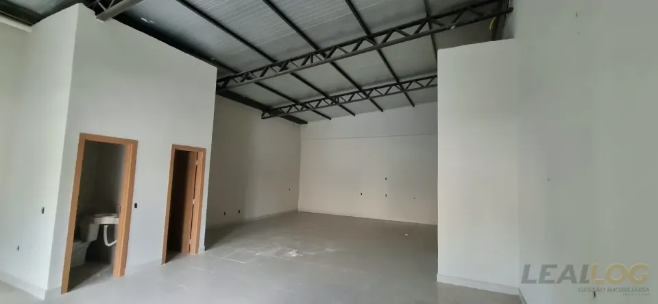 Imagens do imóveis Alugo salão comercial próximo Av  Dante de Oliveira em Cuiabá - MT