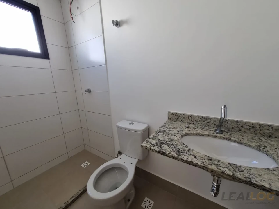 Imagens do imóveis ALUGO - Casa  sobrado Condomínio fechado  PLENO em Cuiabá - MT