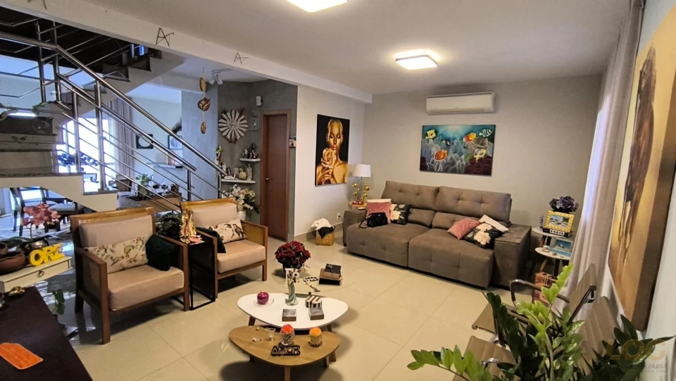 Imagens do imóveis VENDO CASA SOBRADO | CONDOMINIO SOLAR DAS TORRES - CUIABÁ - MT