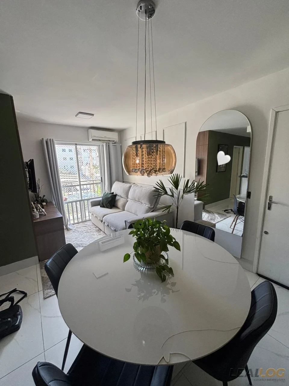 Imagens do imóveis VENDO - Apartamento no Residencial Montreal em Cuiabá - MT