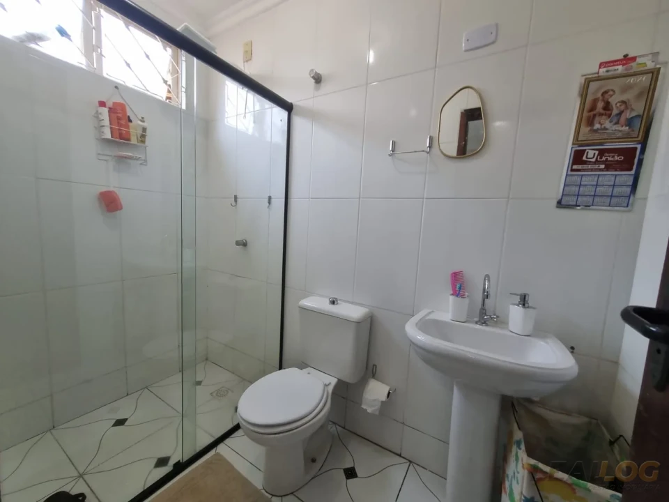 Imagens do imóveis VENDO - Casa no Flamboyant/ próximo ao shopping Estação/ Cuiabá - MT