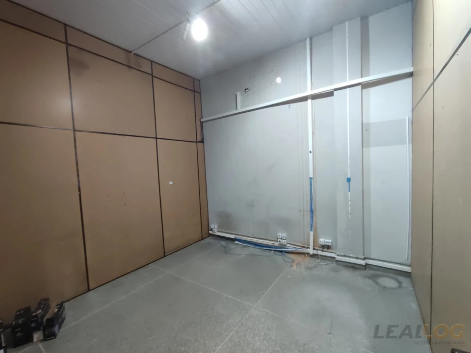 Imagens do imóveis LOCAÇÃO – CONJUNTO COMERCIAL COMPLETO | GALPÃO + PRÉDIO CORPORATIVO