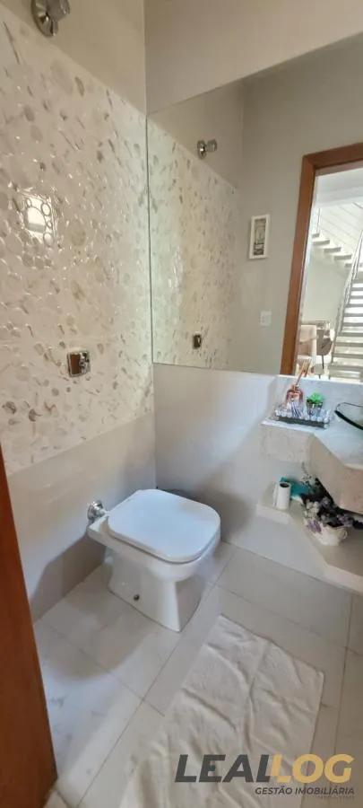 Imagens do imóveis Casa em Condomínio para Venda em Cuiabá / MT no bairro Jardim Imperial