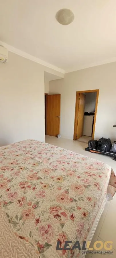 Imagens do imóveis Casa em Condomínio para Venda em Cuiabá / MT no bairro Jardim Imperial