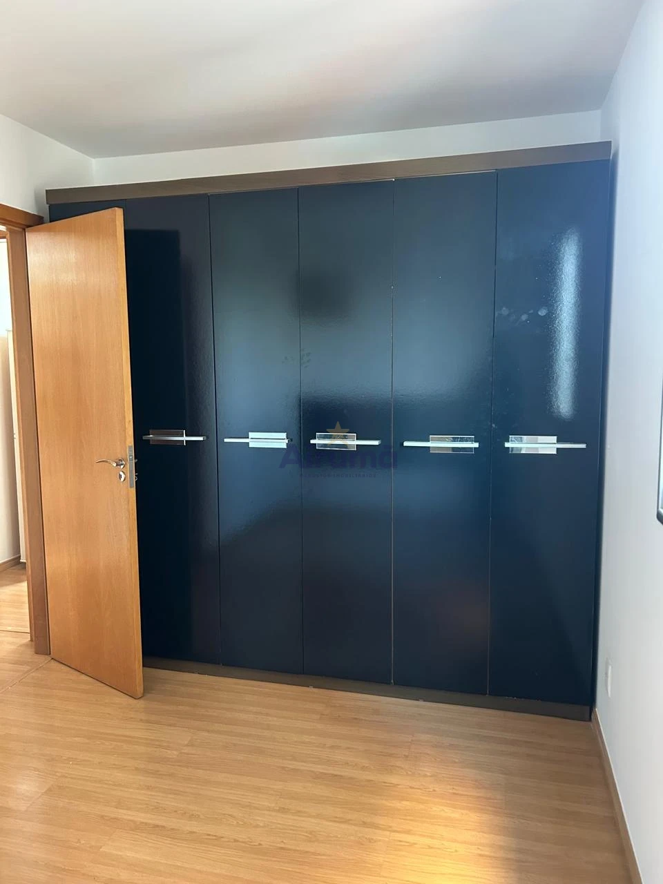 Imagens do imóveis Apartamento Para Alugar Edifício Due Torri Londrina