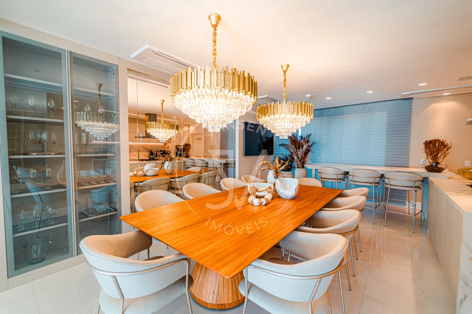 Imagens do imóveis Apartamento De Luxo No Edifício Yachthouse em Balneário Camboriú