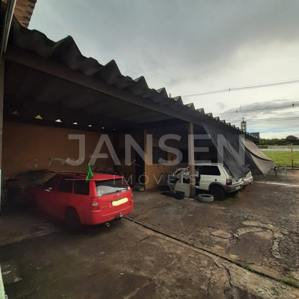 Casa com Barracão comercial Imagens do imóveis Casa com Barracão comercial