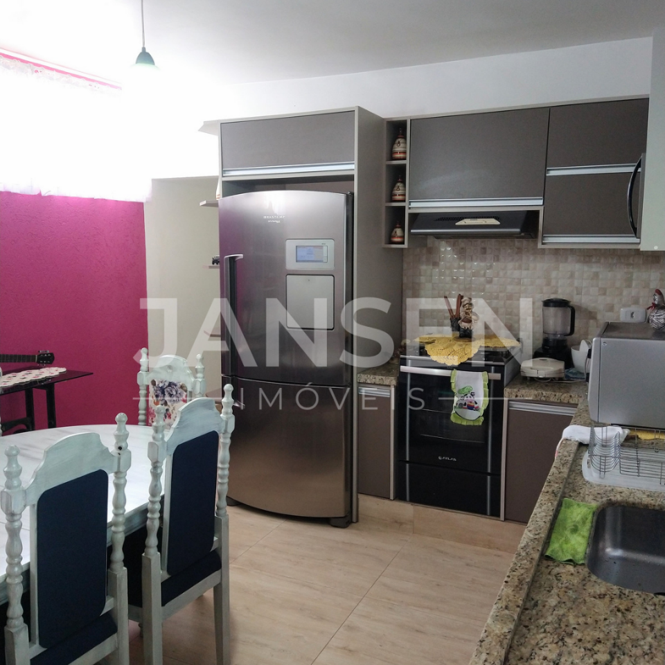 Casa com Barracão comercial Imagens do imóveis Casa com Barracão comercial