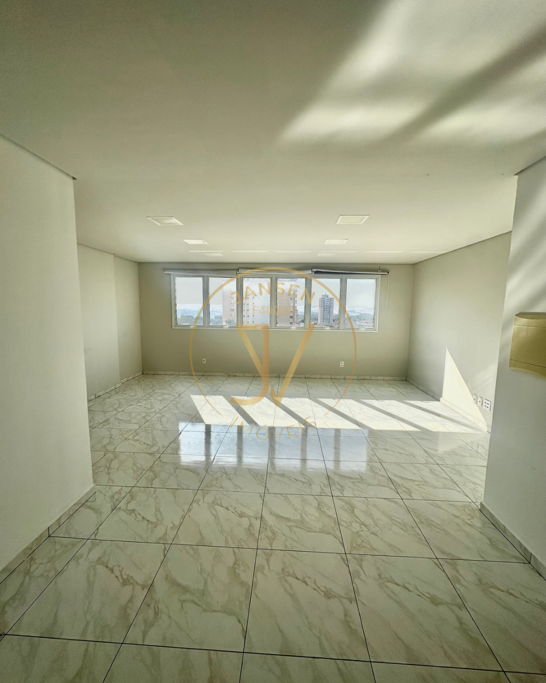 Imagens do imóveis Sala Comercial A Venda Torre D’italia No Centro De Ibiporã