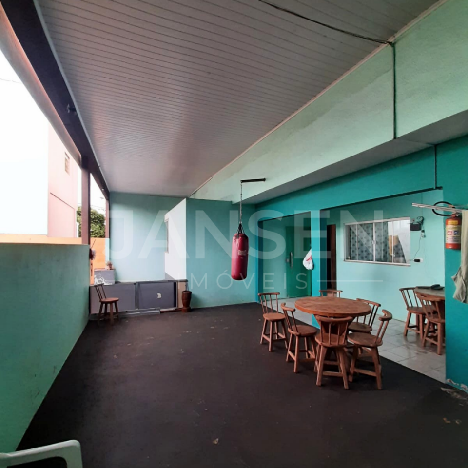 Casa com Barracão comercial Imagens do imóveis Casa com Barracão comercial