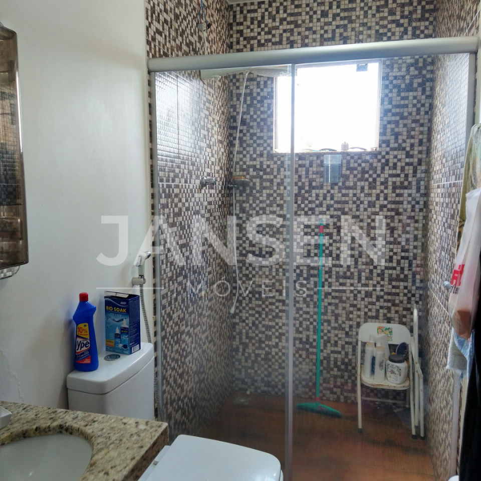 Casa com Barracão comercial Imagens do imóveis Casa com Barracão comercial