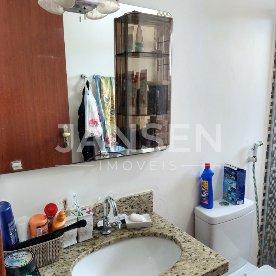 Casa com Barracão comercial Imagens do imóveis Casa com Barracão comercial