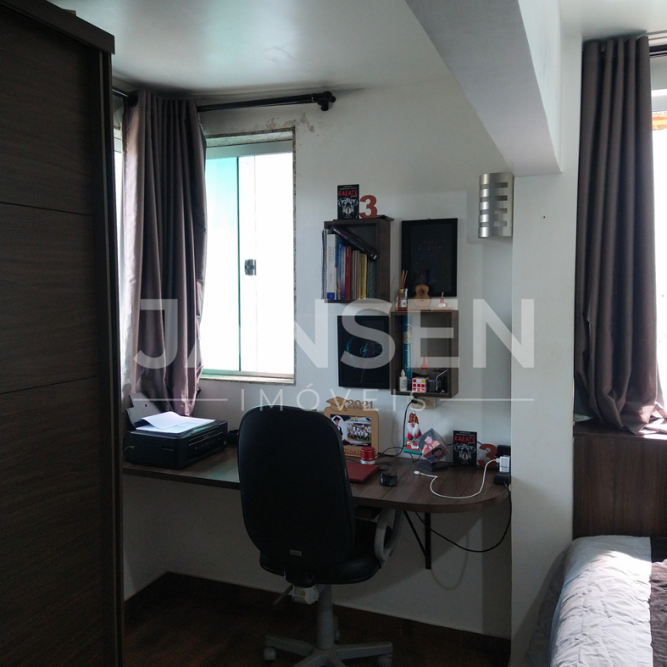 Casa com Barracão comercial Imagens do imóveis Casa com Barracão comercial