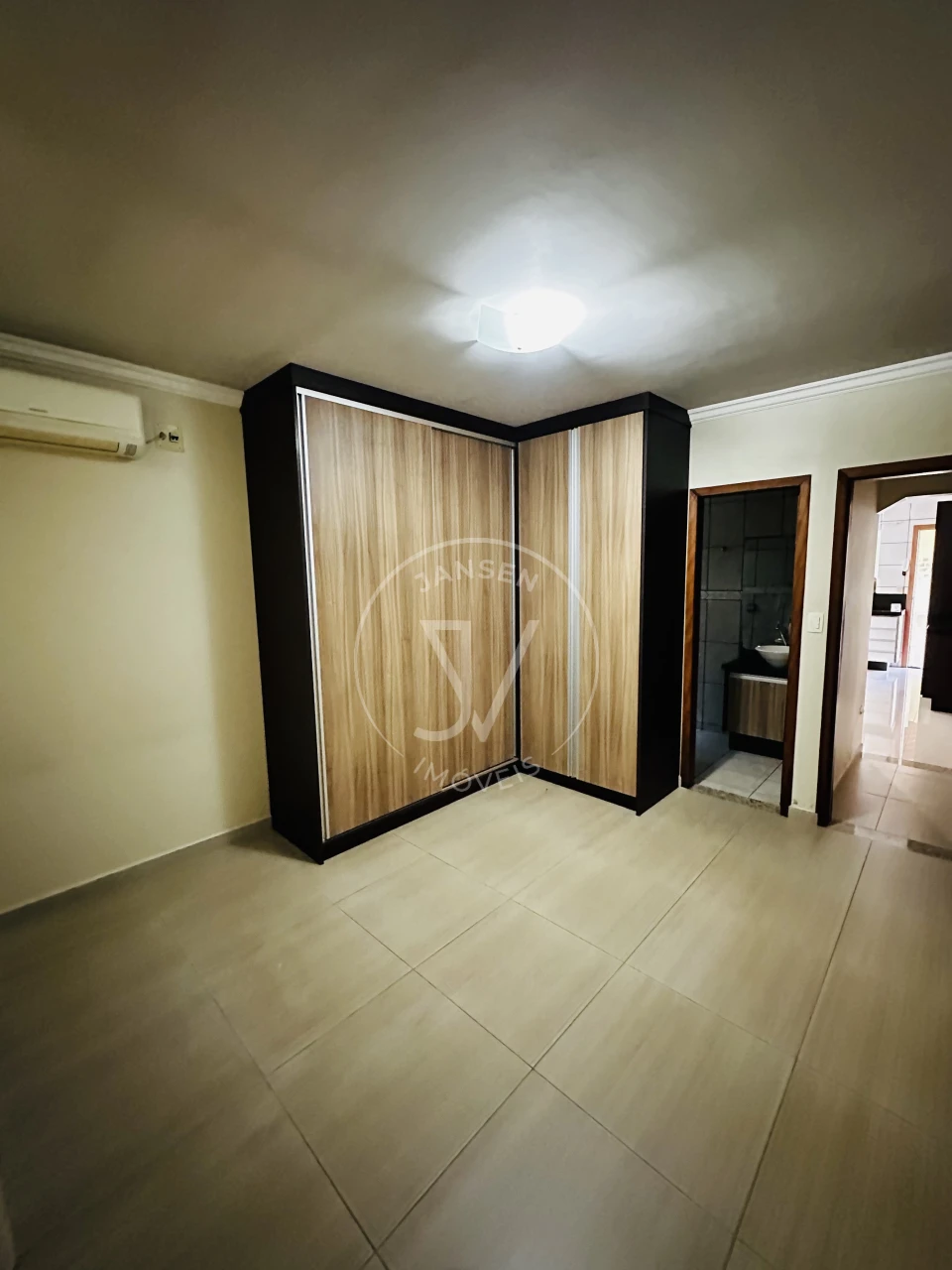 Imagens do imóveis Casa A Venda No Centro De Jataizinho