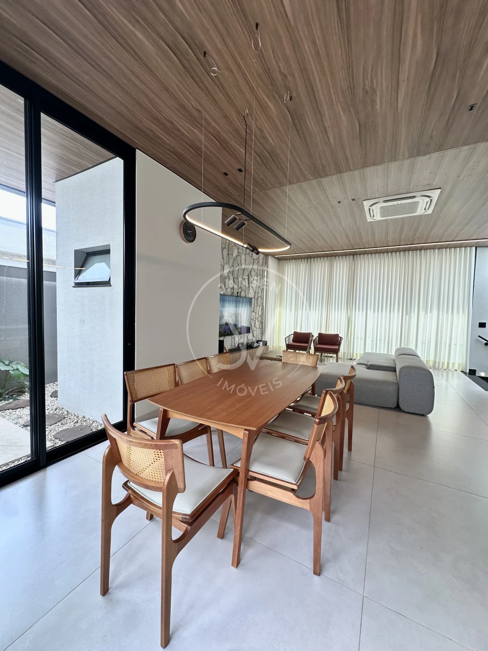 Imagens do imóveis Casa A Venda Condomínio Royal Boulevard Em Ibiporã