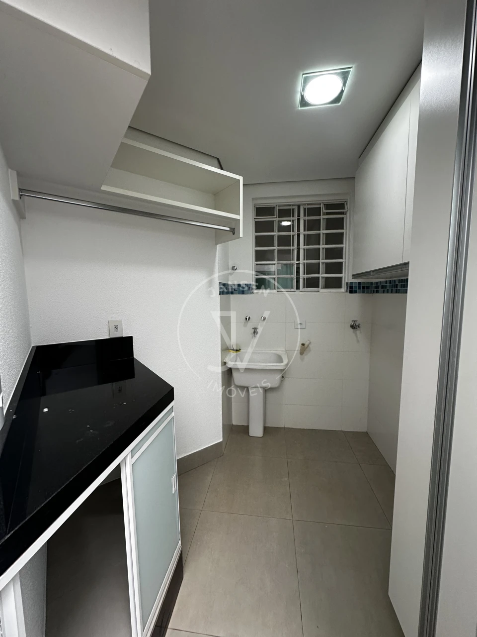 Imagens do imóveis Casa De Alto Padrão a Venda Em Condomínio Fechado