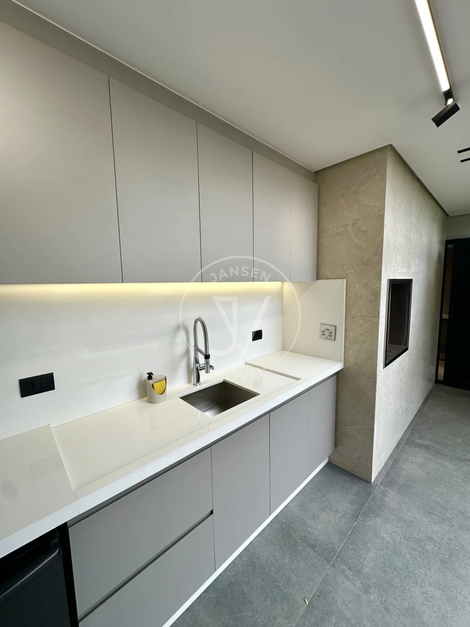 Imagens do imóveis Casa A Venda Condomínio Royal Boulevard Em Ibiporã
