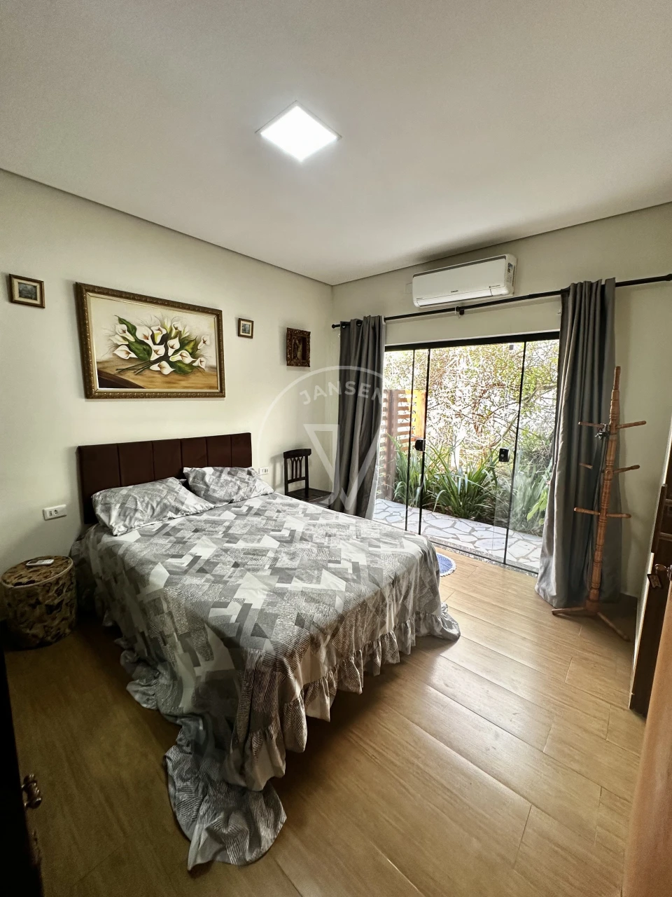Imagens do imóveis Casa De Alto Padrão Punta Del Este Em Sertaneja PR