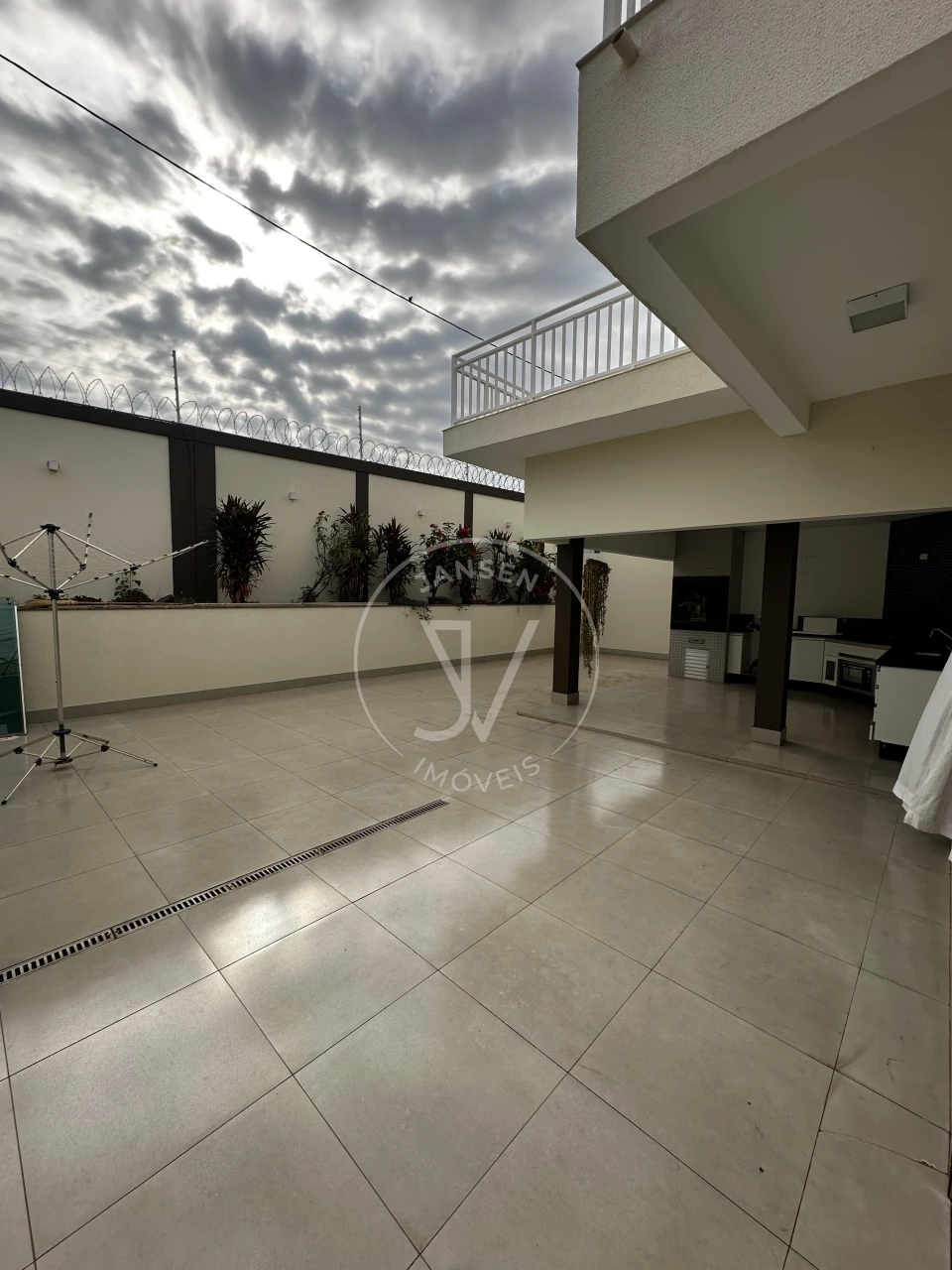 Imagens do imóveis Casa De Alto Padrão a Venda Em Condomínio Fechado